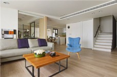 现代室内现代复式客厅木地板室内装修效果图