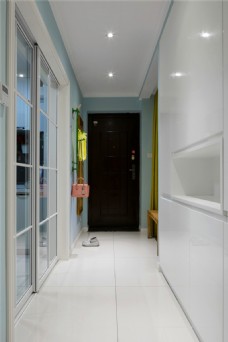 现代时尚客厅白色亮面背景墙室内装修效果图