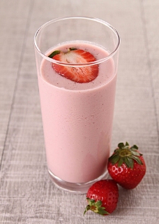 健康饮食草莓果汁
