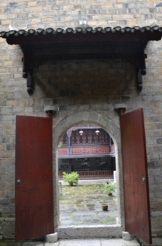 古城城门对古城墙门图片