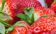 草莓高清图图片