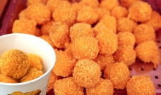 台湾美食   黄金虾球图片