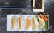 日式煎饺图片