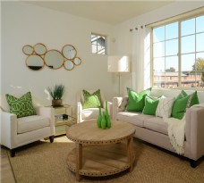沙发背景墙现代清新文艺客厅绿色抱枕室内装修效果图