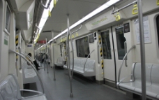天津地铁 车厢图图片