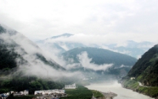 雾绕大渡河 大渡河风光图片