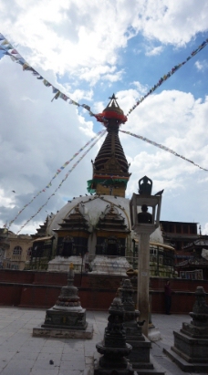 尼泊尔佛塔图片