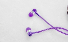 拉链耳机 耳机 紫色图片