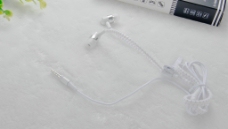拉链耳机 耳机 白色 摄影 J图片