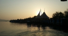 夕阳 湖景图片