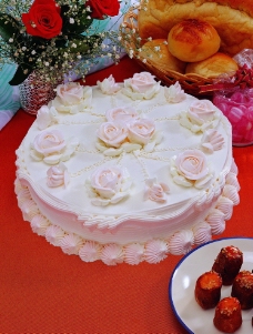 奶油玫瑰花蛋糕图片
